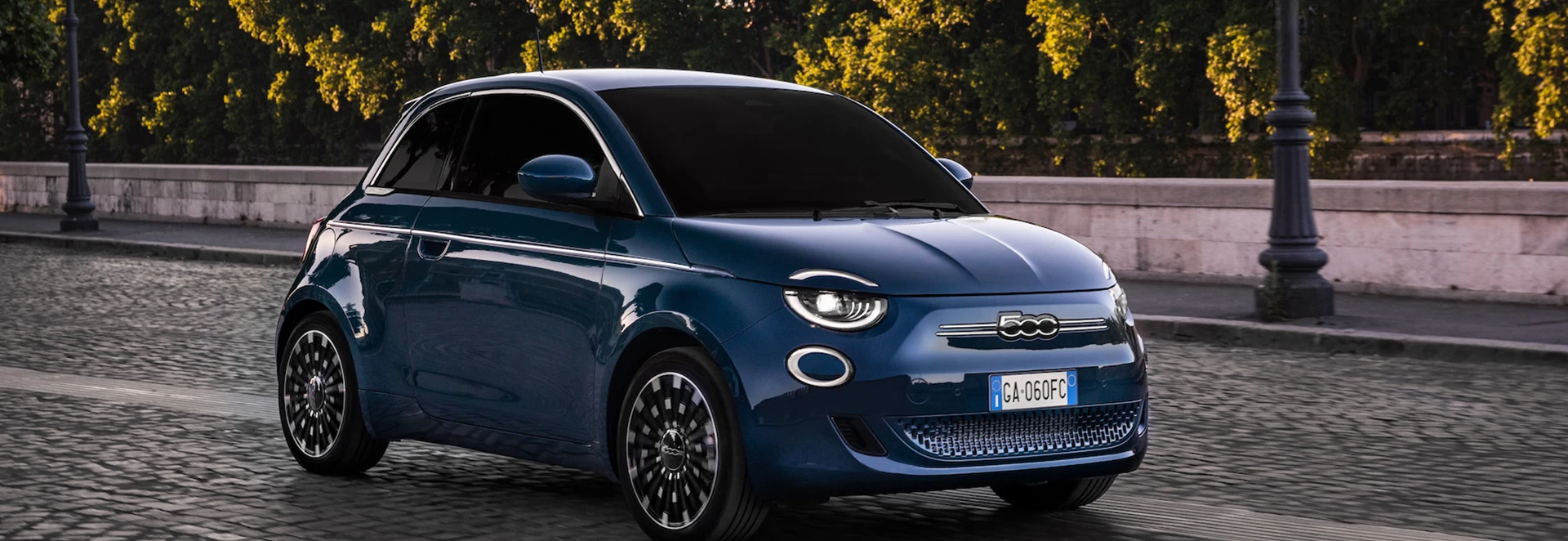5 cool features on the new Fiat 500 Electric 